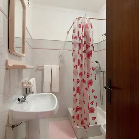 Апартаменты Apartamento T3 Loja Da Arte *